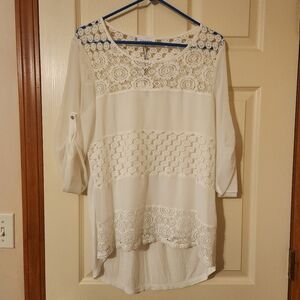 NWT Calvin Klein Women's Size M White Blouse Sheer Sleeves Eyelet Lace Detail 😍